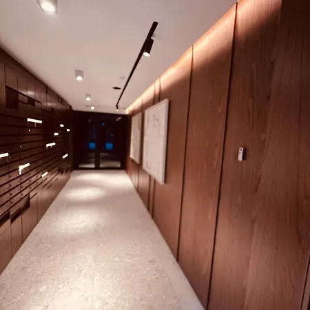 Апартаменты In With Gym *